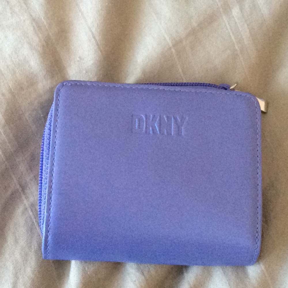 DKNY wallet
